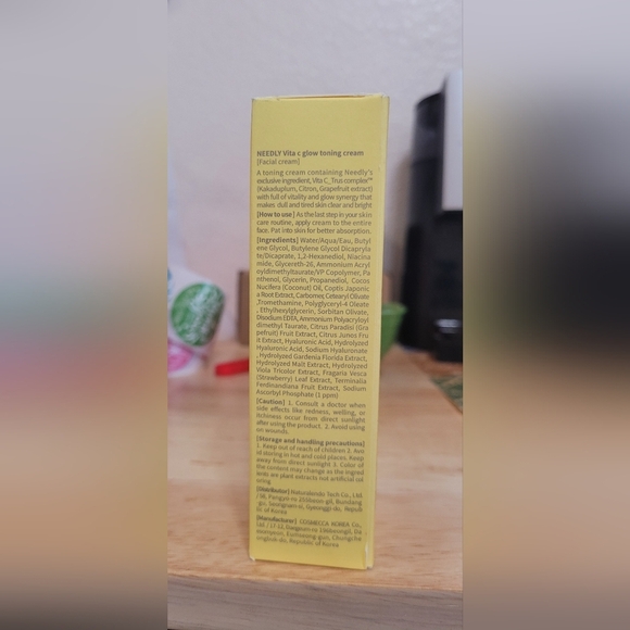 Needly Vita C Glow Toning Cream Brightening Cream Anti Aging 1.69oz Sealed - Picture 2 of 2